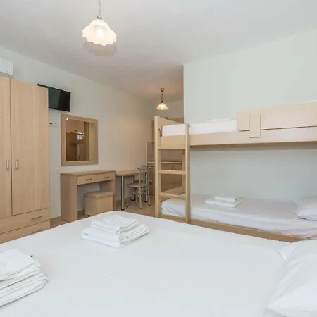 Nitsa Apartment *