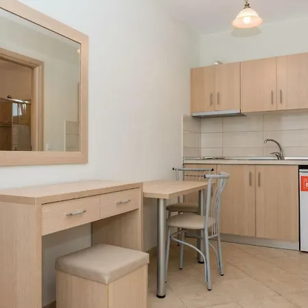 Apartment Nitsa *